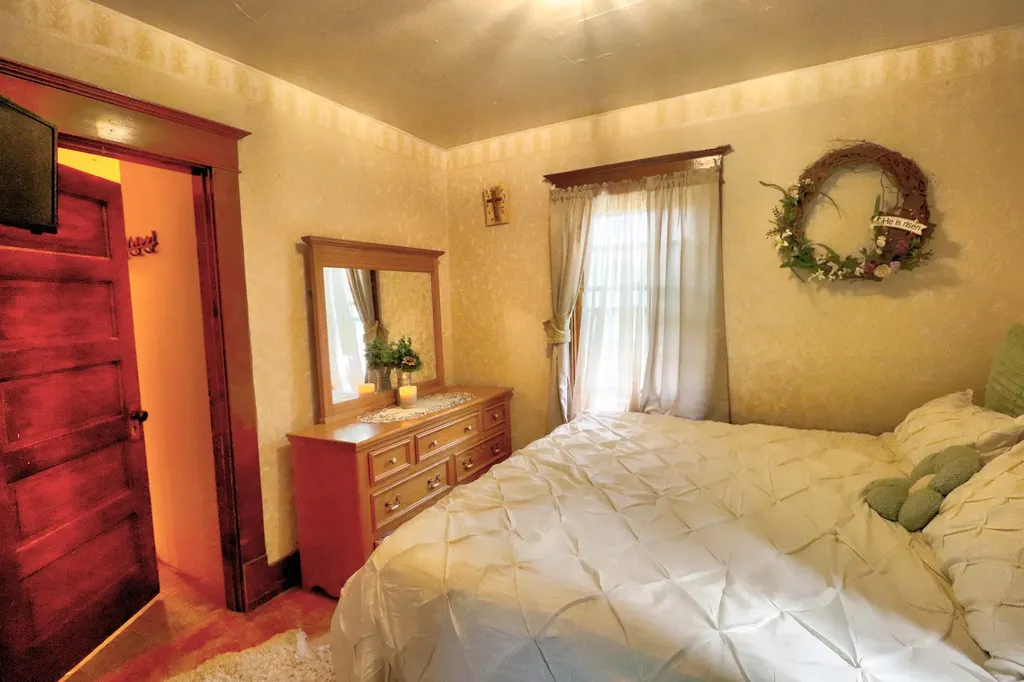 187 Edwards Gulch Road Drummond MT 59832