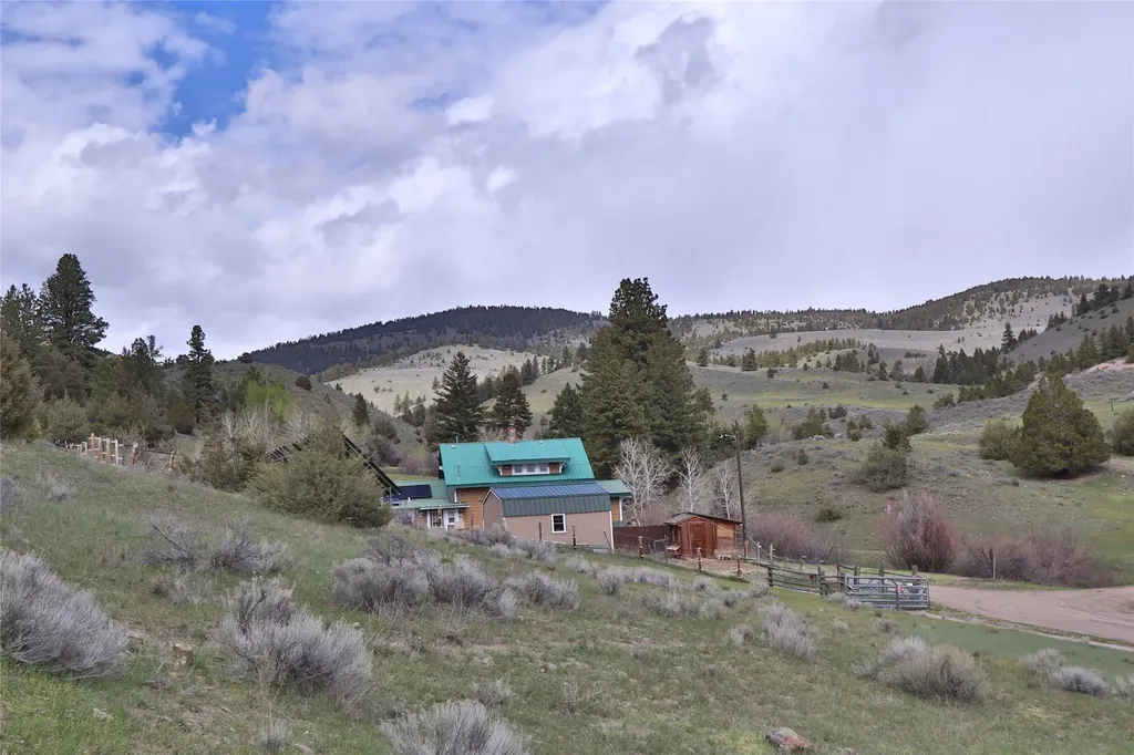 187 Edwards Gulch Road Drummond MT 59832
