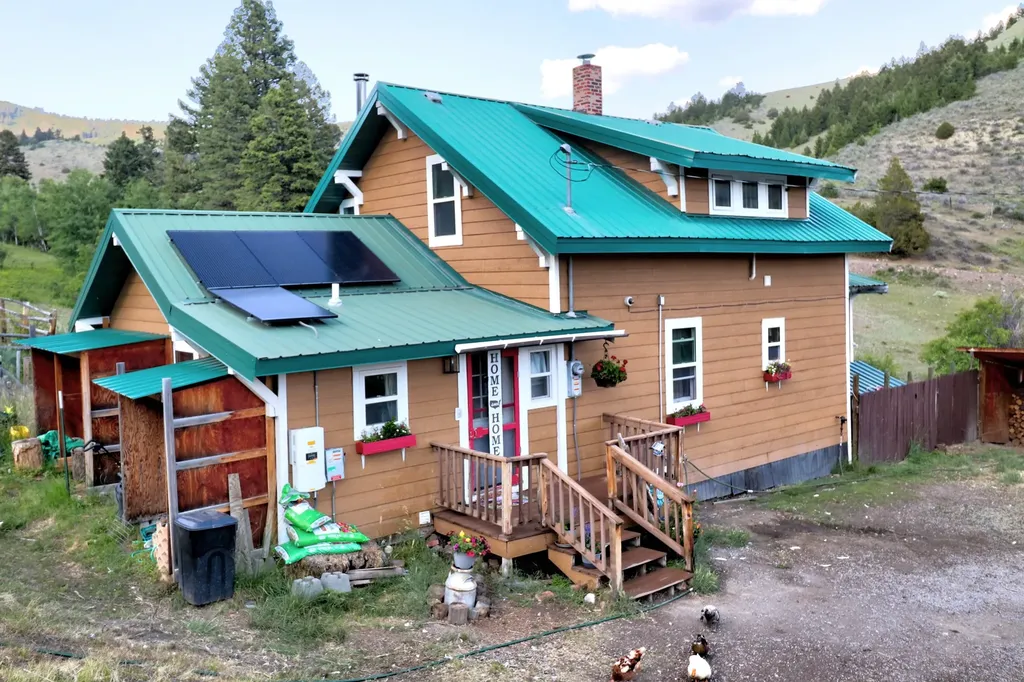 187 Edwards Gulch Road Drummond MT 59832