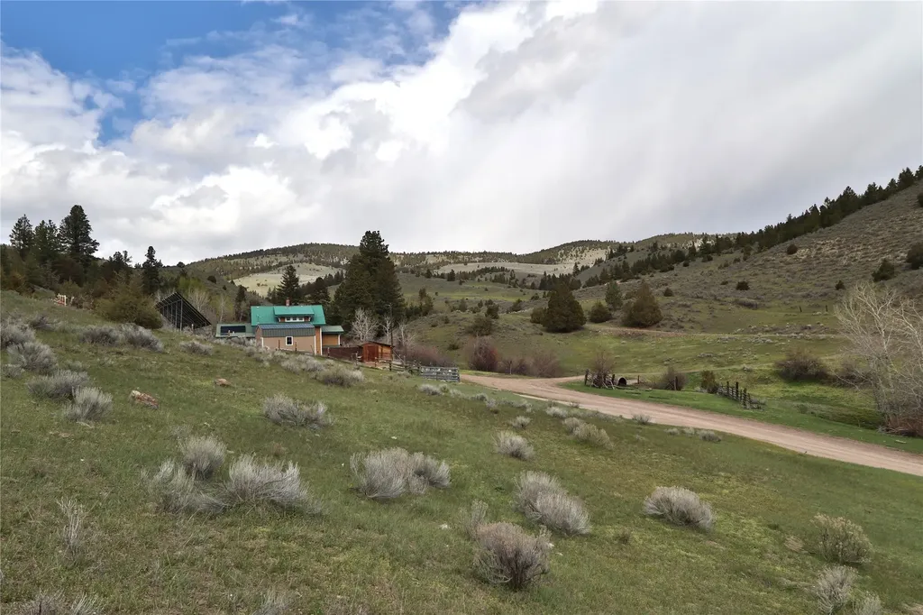 187 Edwards Gulch Road Drummond MT 59832