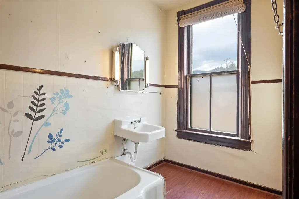 296 Big Flat Road Missoula MT 59804