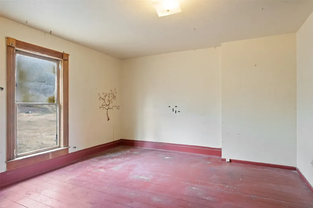 296 Big Flat Road Missoula MT 59804