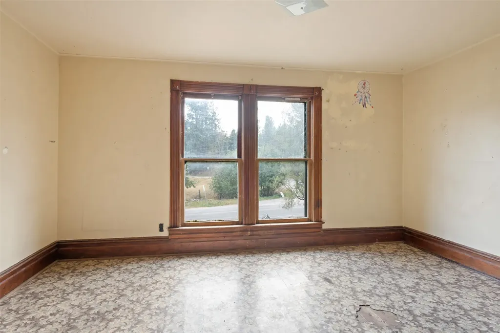 296 Big Flat Road Missoula MT 59804