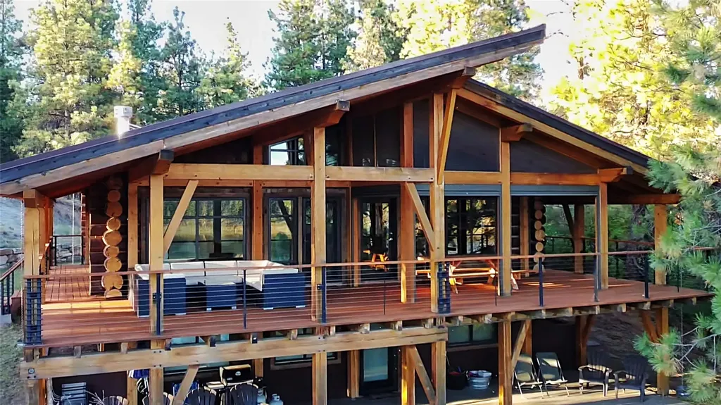 471 Carpenter Lane Eureka MT 59917