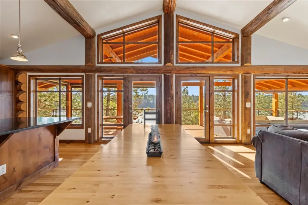 471 Carpenter Lane Eureka MT 59917