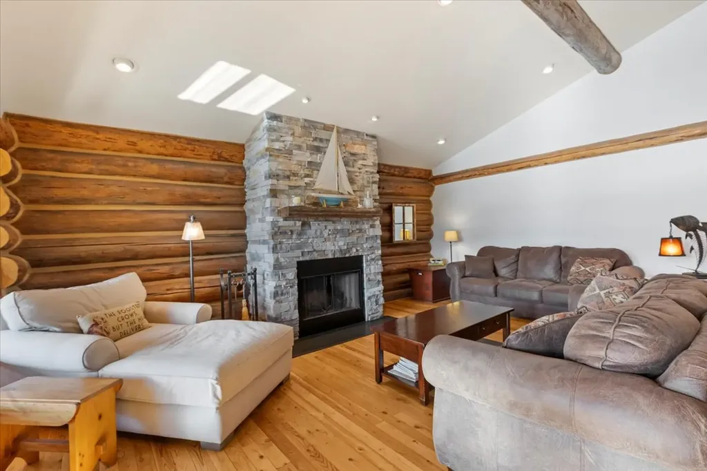 471 Carpenter Lane Eureka MT 59917