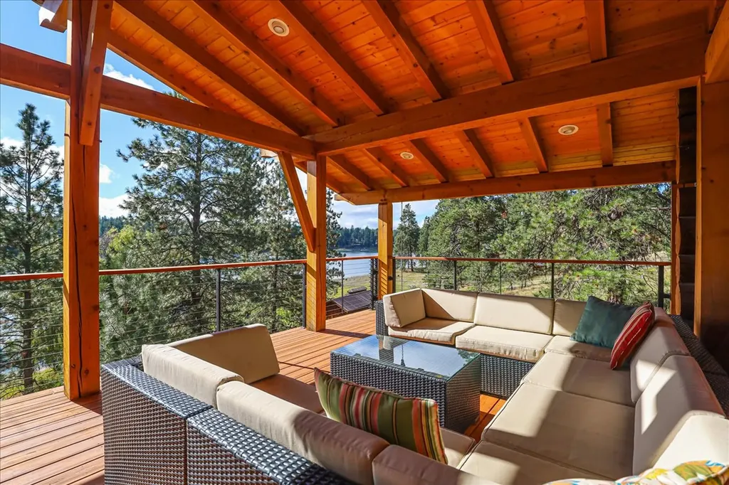 471 Carpenter Lane Eureka MT 59917
