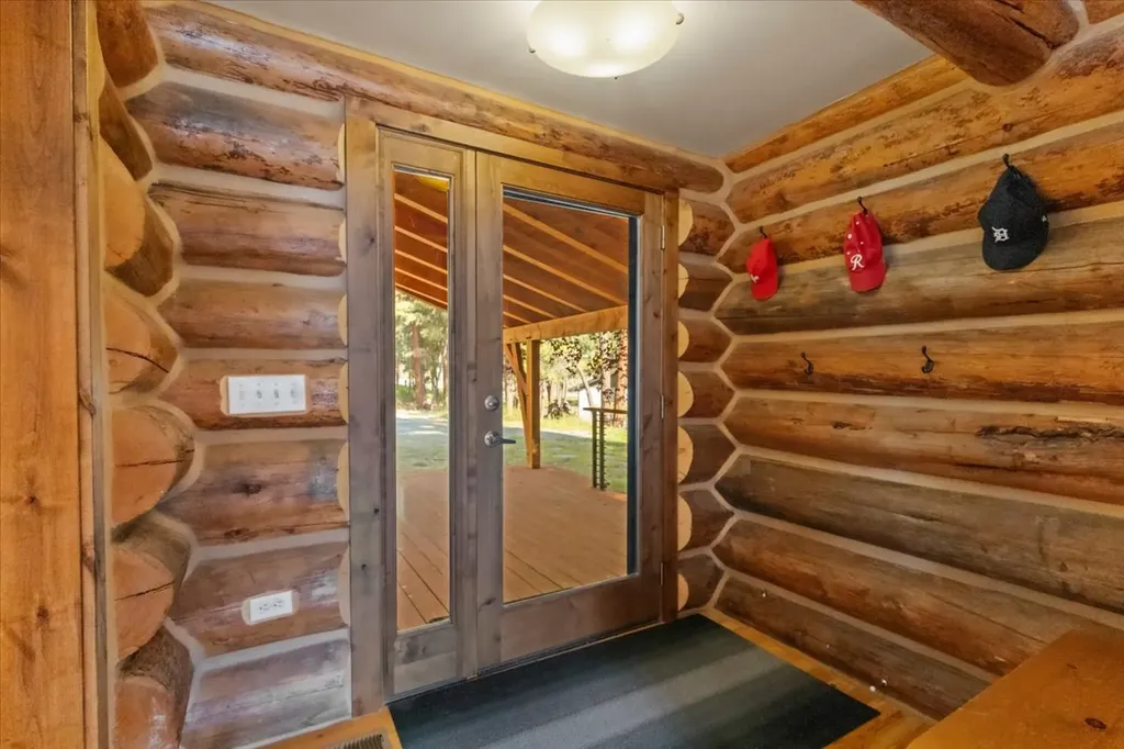 471 Carpenter Lane Eureka MT 59917