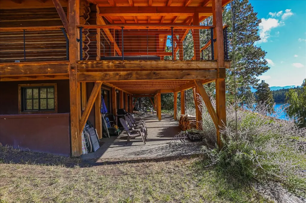 471 Carpenter Lane Eureka MT 59917