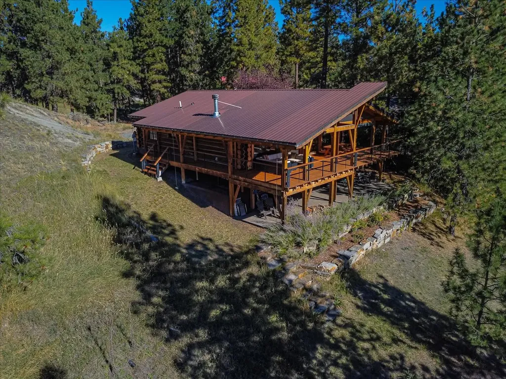 471 Carpenter Lane Eureka MT 59917