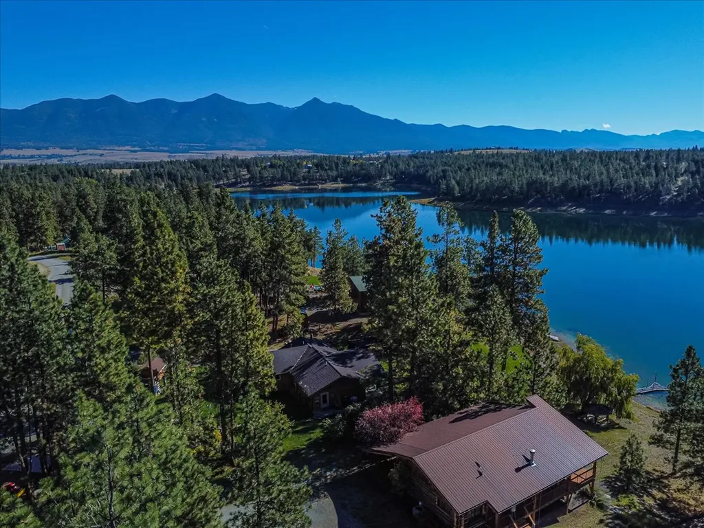 471 Carpenter Lane Eureka MT 59917