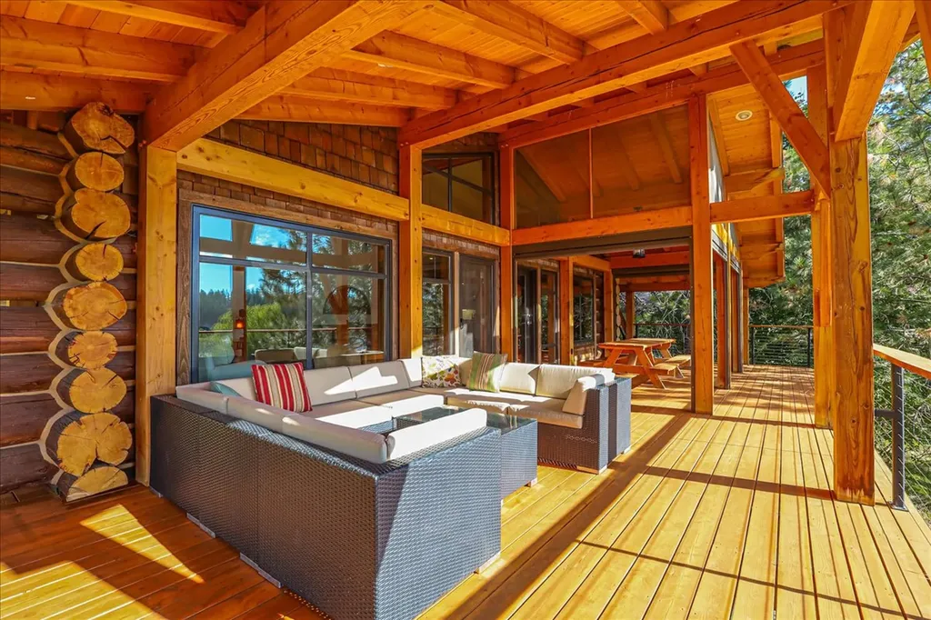 471 Carpenter Lane Eureka MT 59917