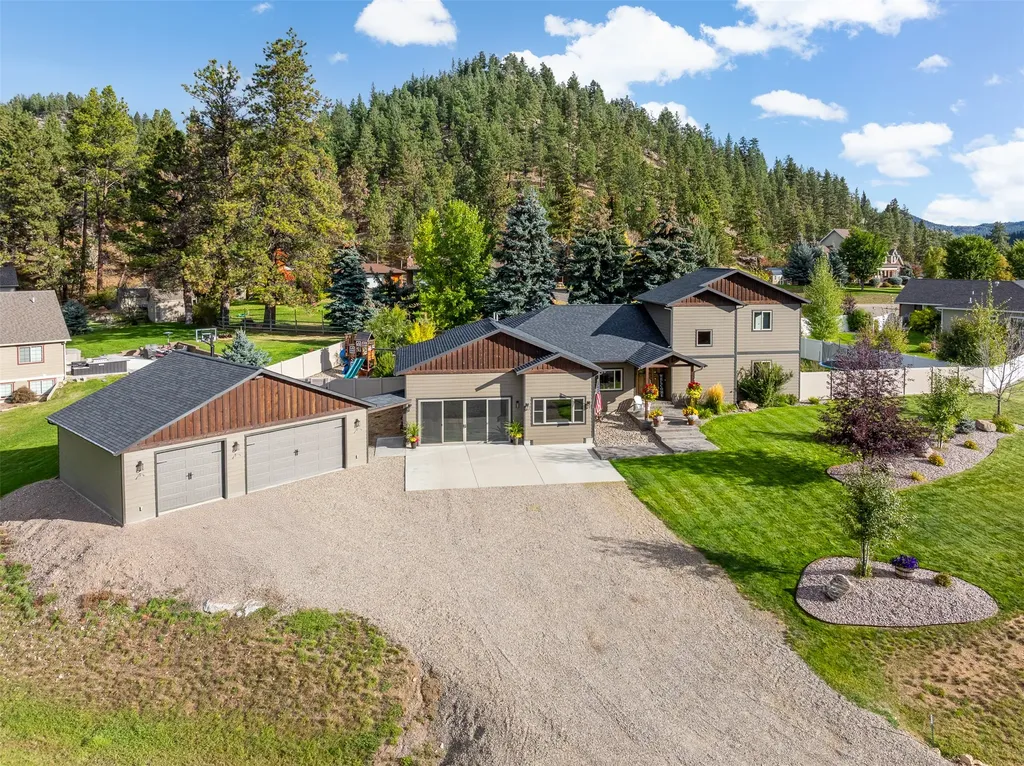12 W Cherry Street Clancy MT 59634