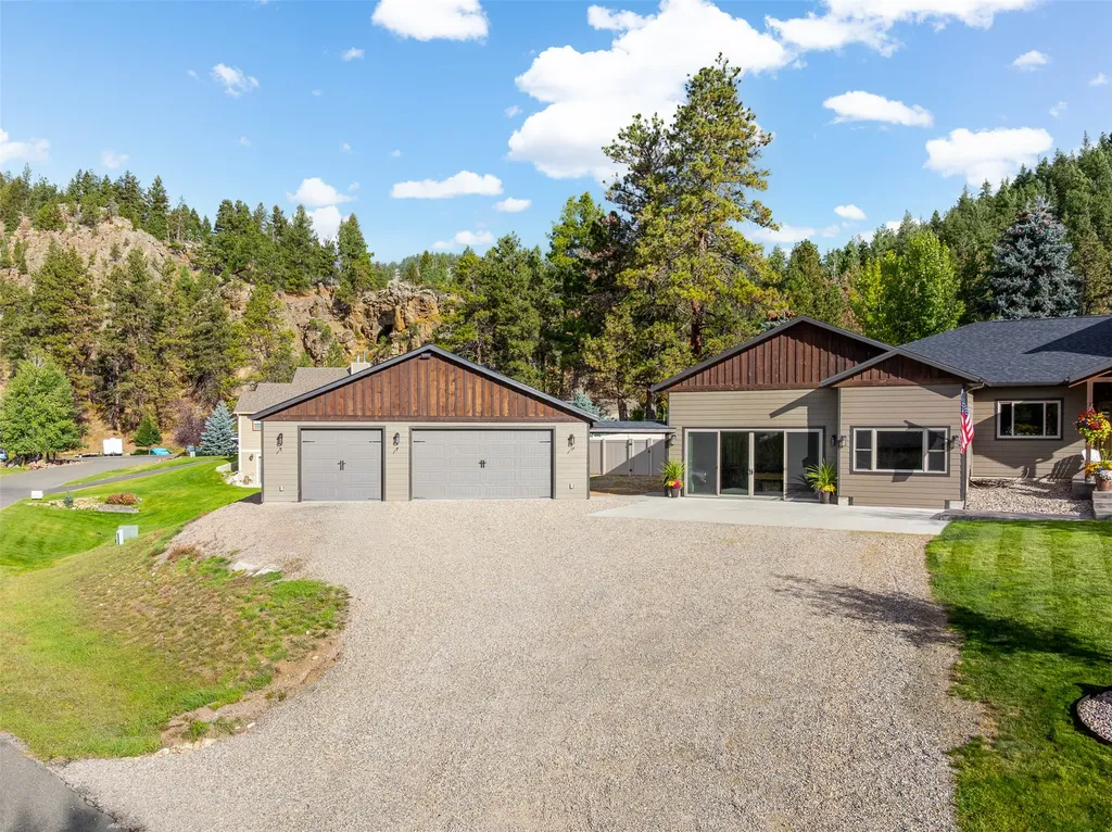 12 W Cherry Street Clancy MT 59634