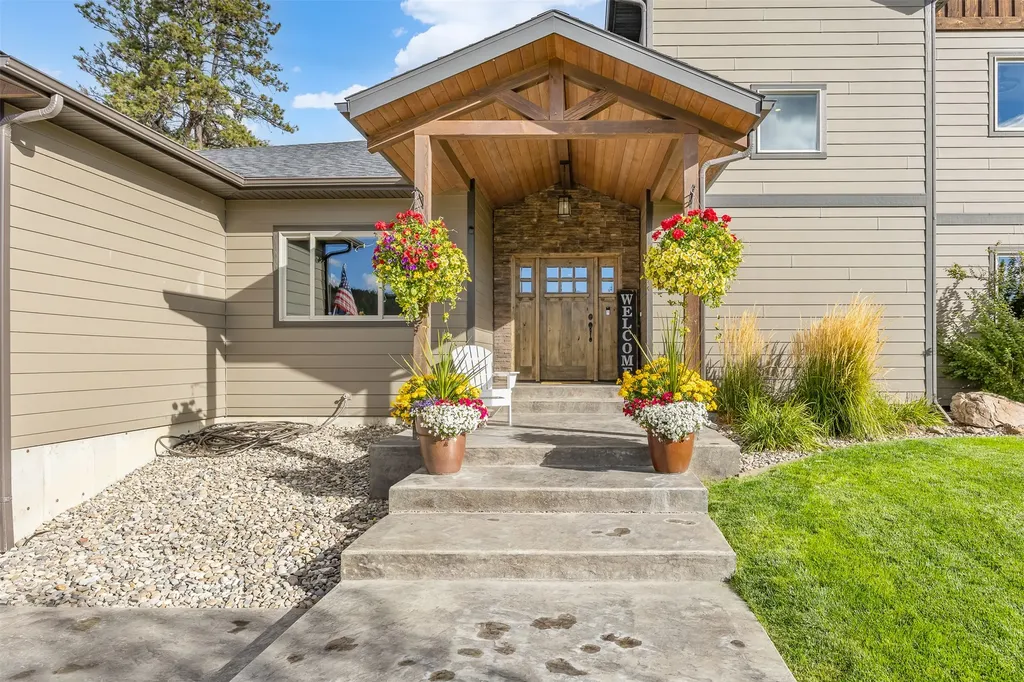 12 W Cherry Street Clancy MT 59634