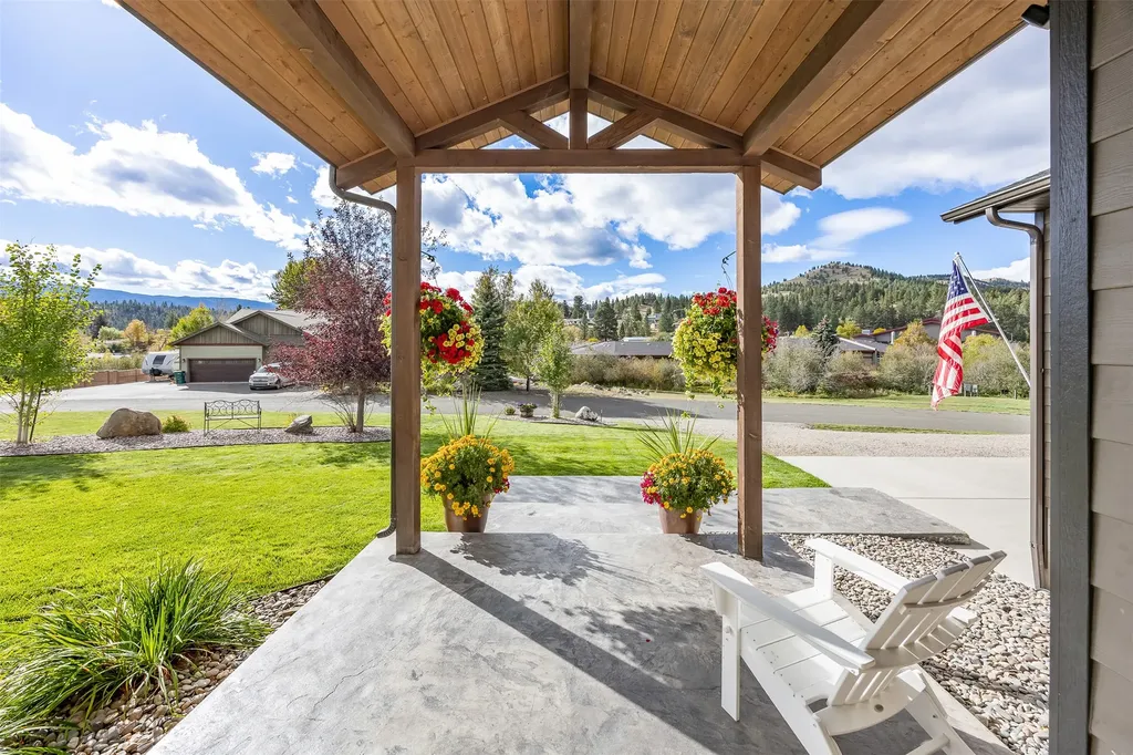 12 W Cherry Street Clancy MT 59634