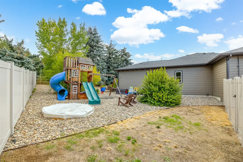 12 W Cherry Street Clancy MT 59634