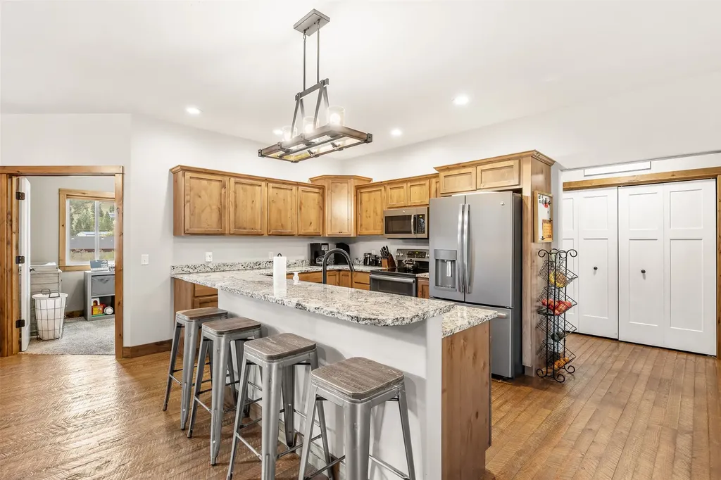 12 W Cherry Street Clancy MT 59634