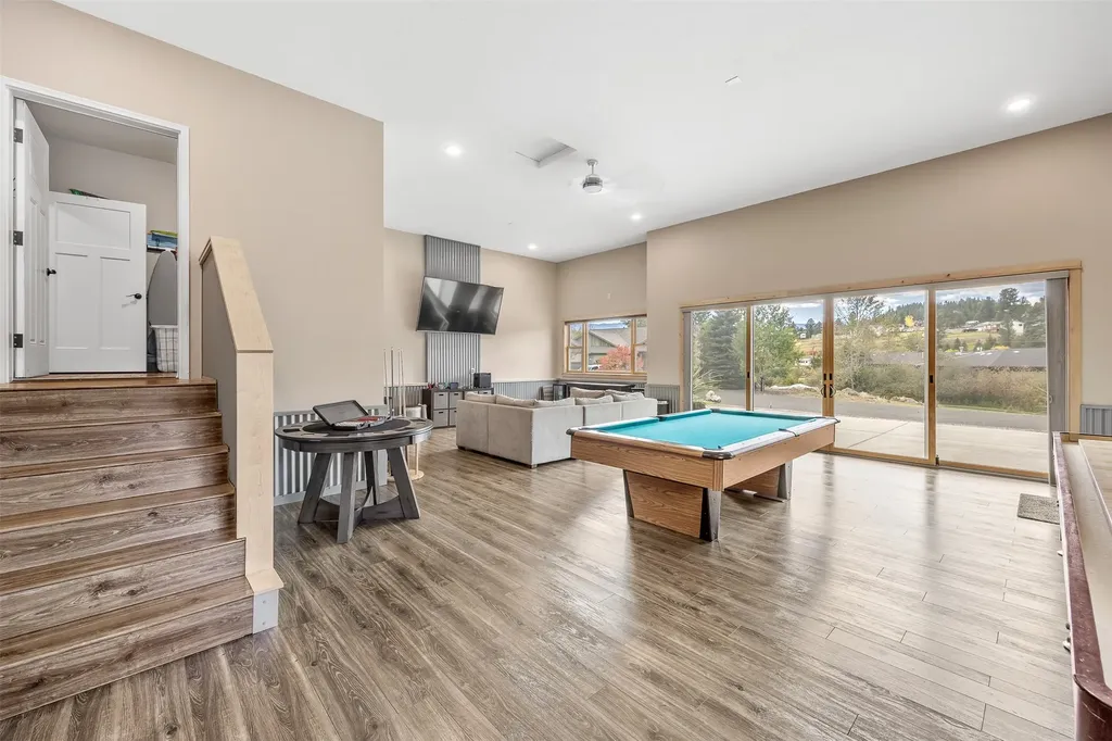 12 W Cherry Street Clancy MT 59634
