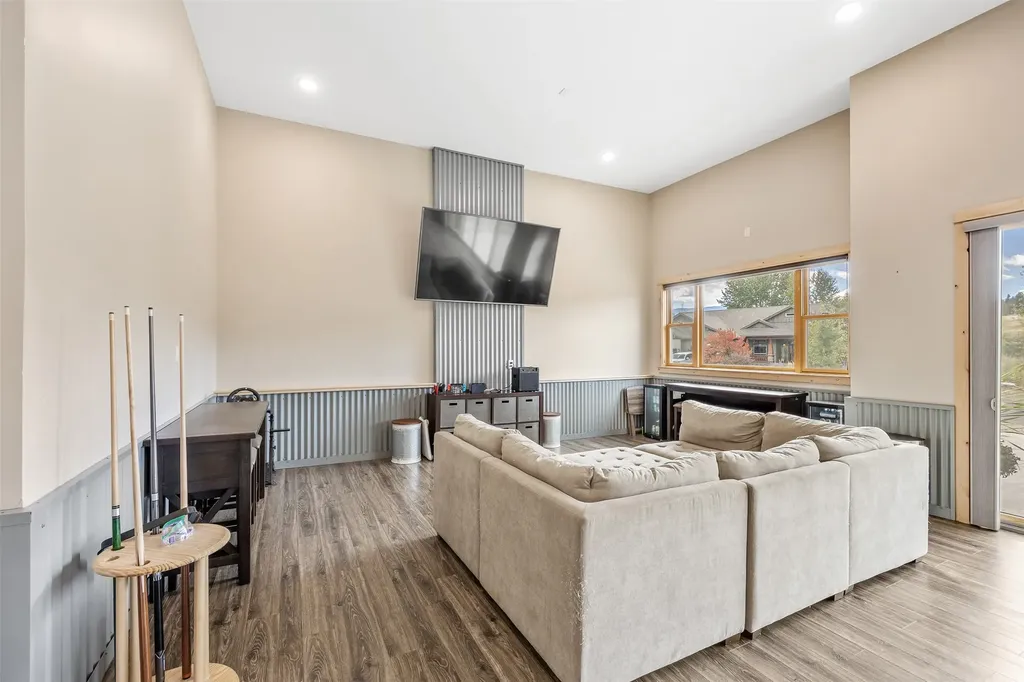 12 W Cherry Street Clancy MT 59634