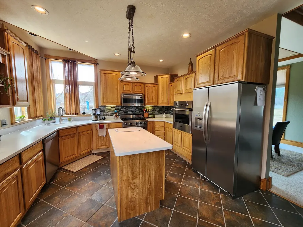 142 Edgewater Drive Libby MT 59923