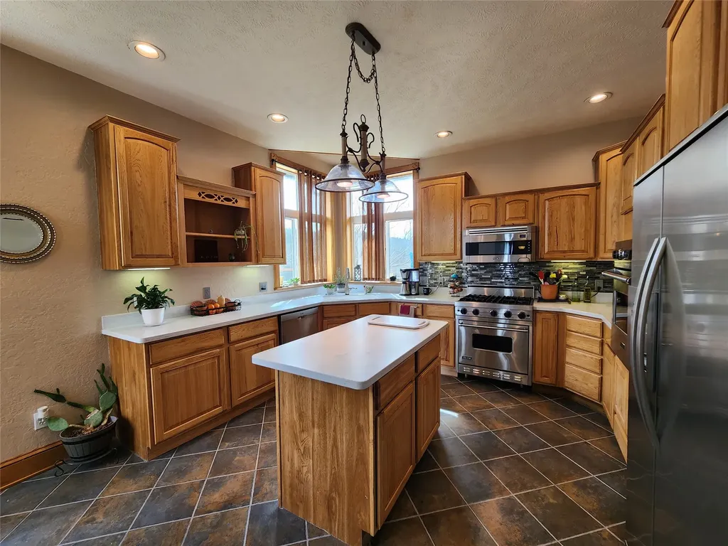 142 Edgewater Drive Libby MT 59923