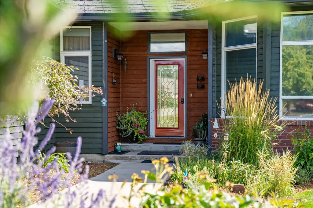142 Edgewater Drive Libby MT 59923