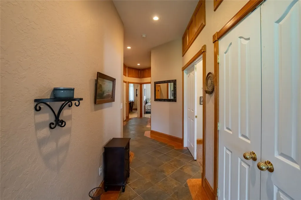 142 Edgewater Drive Libby MT 59923