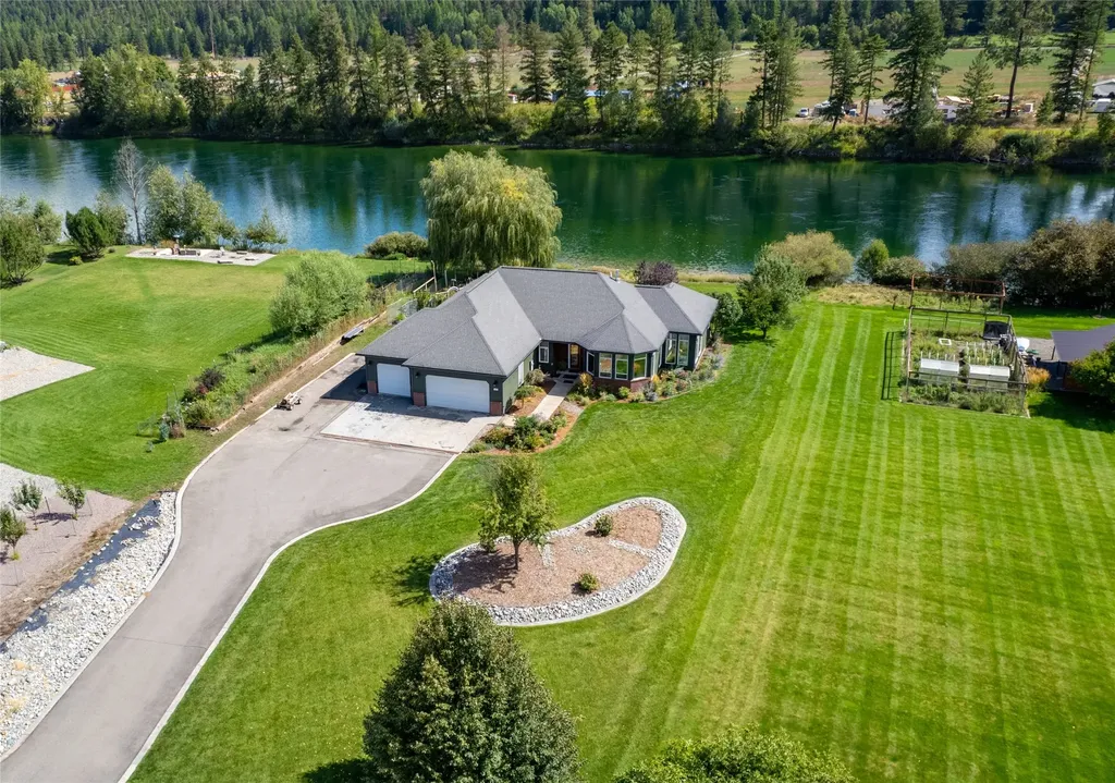 142 Edgewater Drive Libby MT 59923