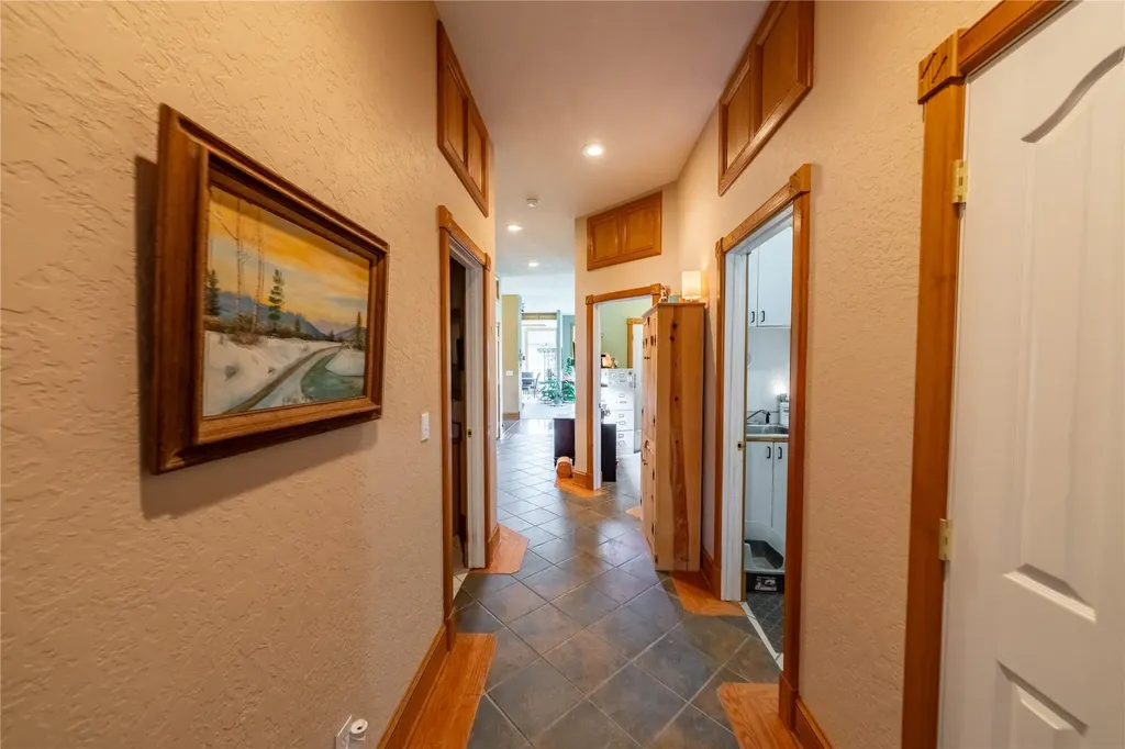142 Edgewater Drive Libby MT 59923