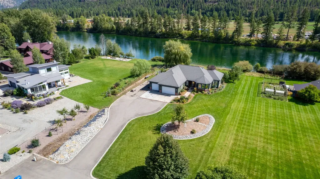142 Edgewater Drive Libby MT 59923