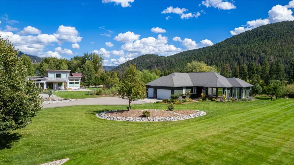 142 Edgewater Drive Libby MT 59923