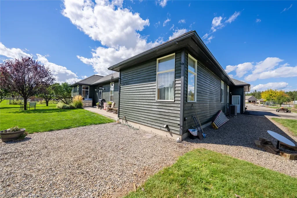 142 Edgewater Drive Libby MT 59923