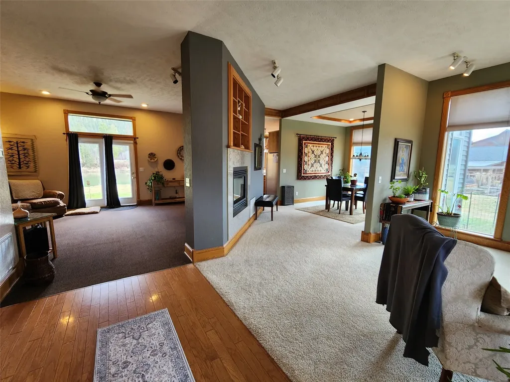 142 Edgewater Drive Libby MT 59923