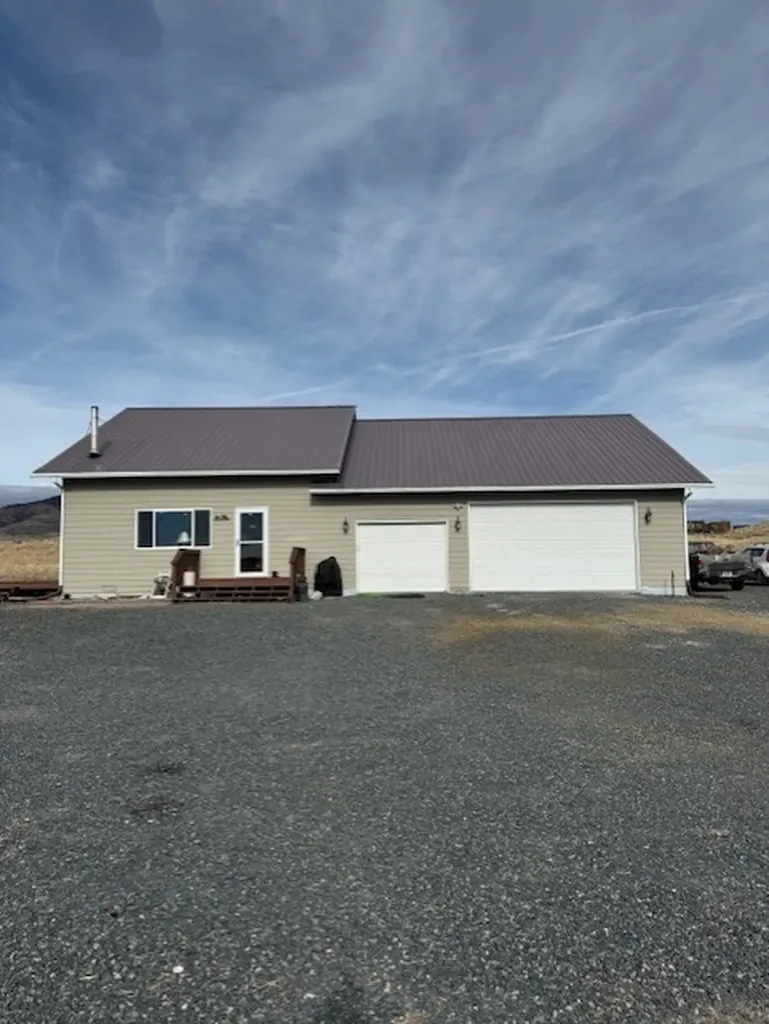 21 Ryan Road Whitehall MT 59759