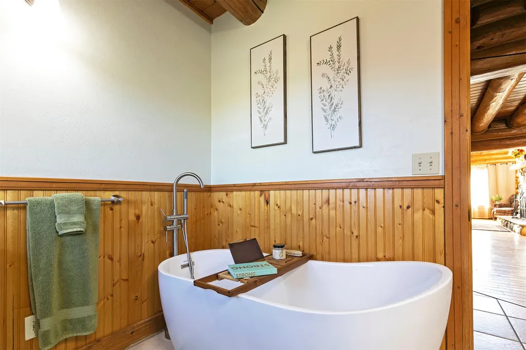 203 Hart Bench Road Darby MT 59829