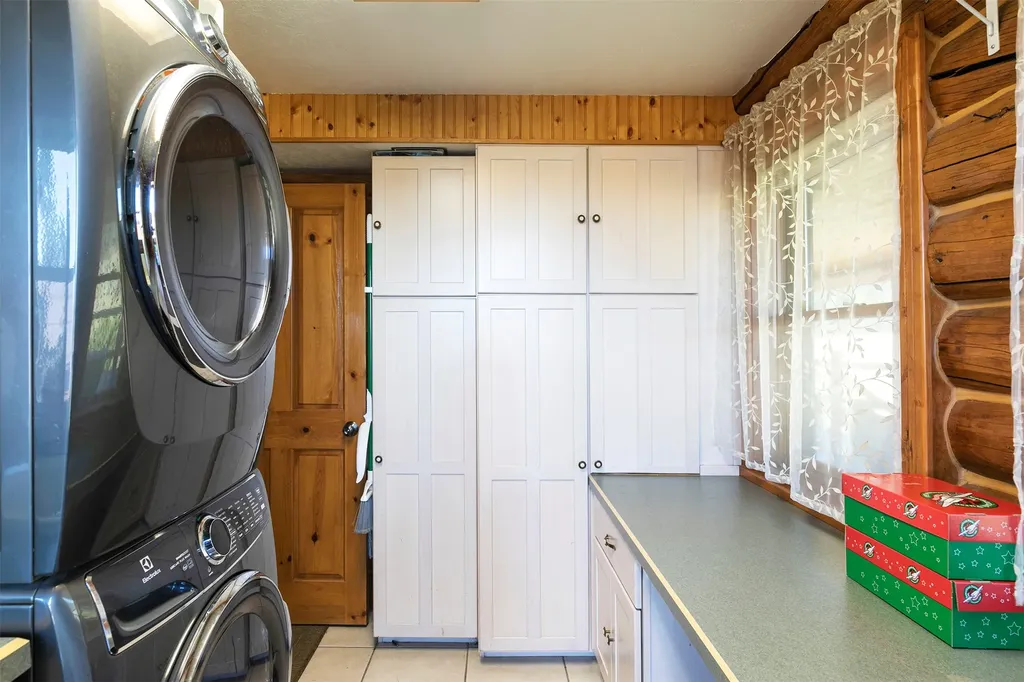 203 Hart Bench Road Darby MT 59829