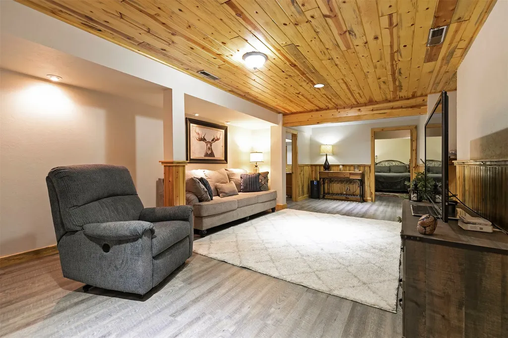 203 Hart Bench Road Darby MT 59829