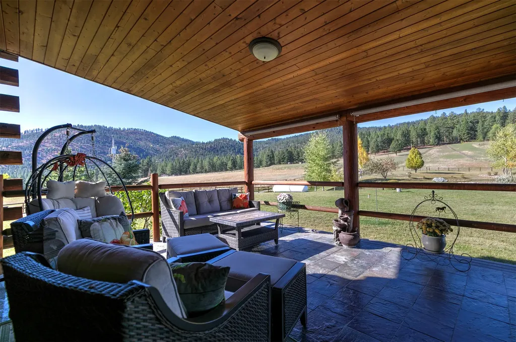 203 Hart Bench Road Darby MT 59829