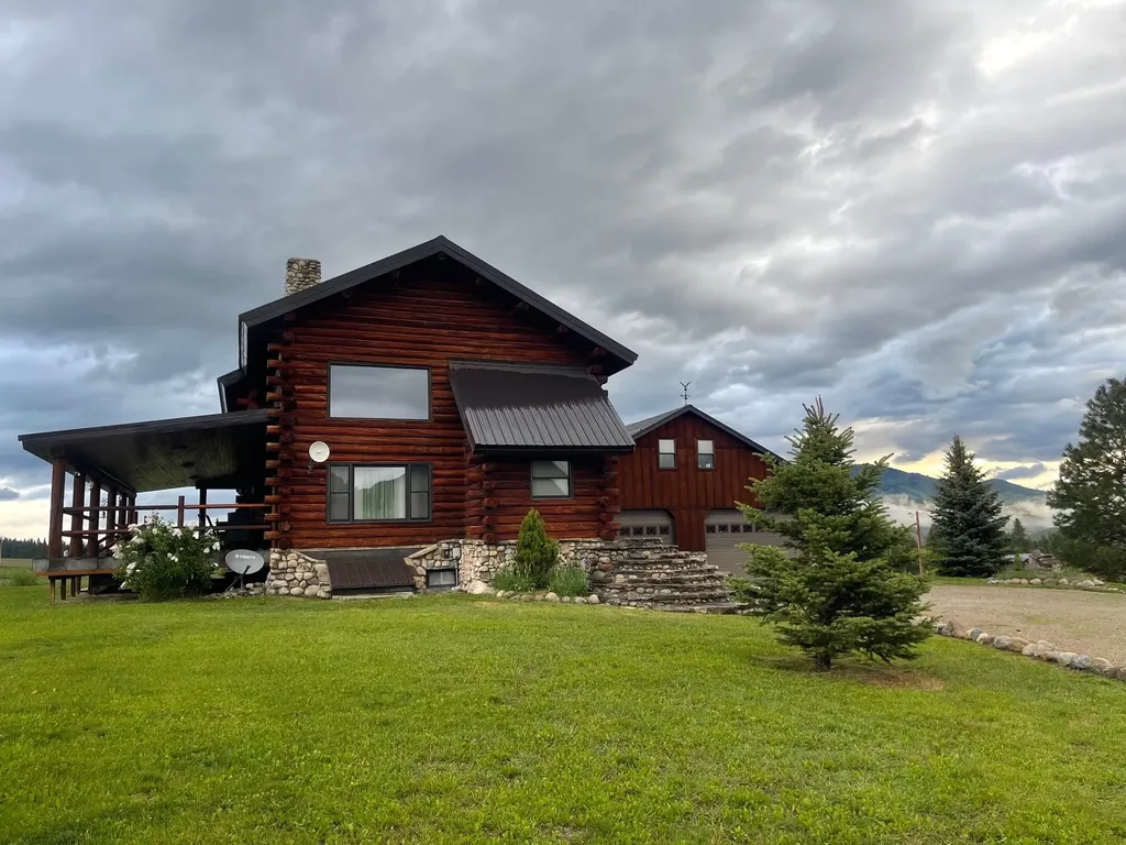 203 Hart Bench Road Darby MT 59829