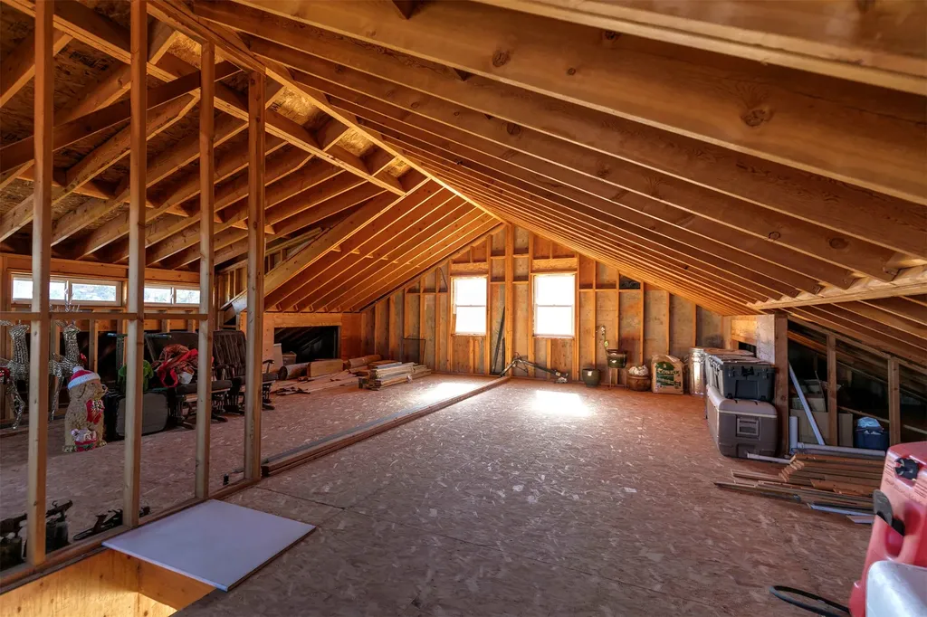 203 Hart Bench Road Darby MT 59829