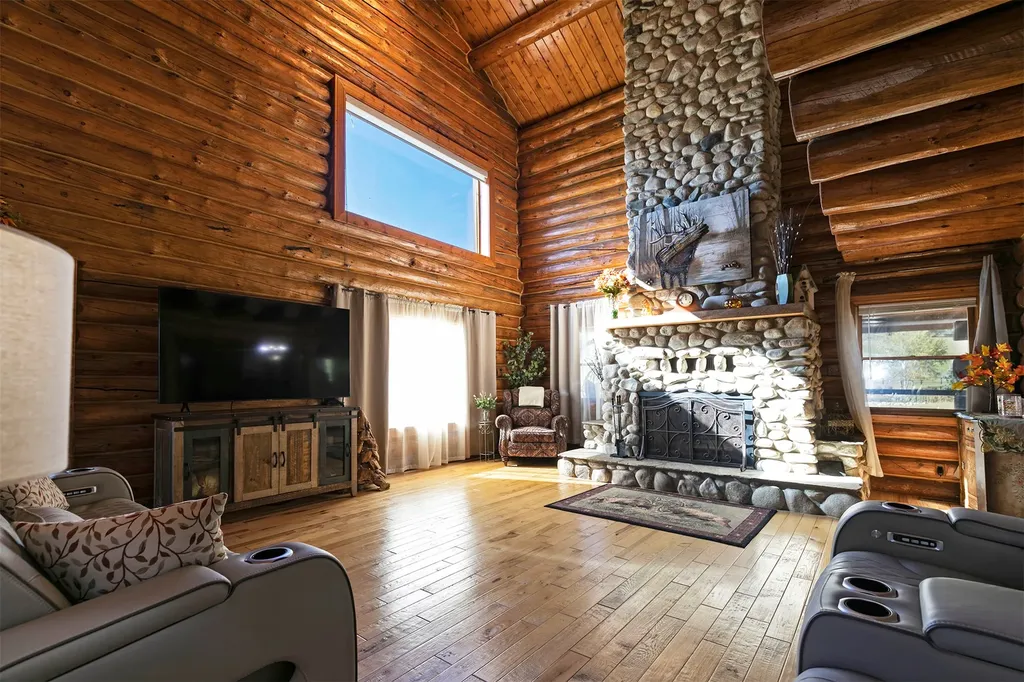 203 Hart Bench Road Darby MT 59829