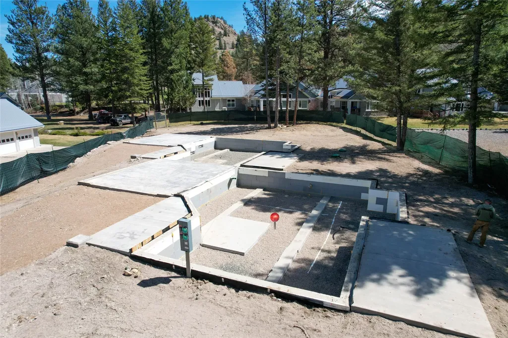 23 Stoney Brook Drive Clancy MT 59634