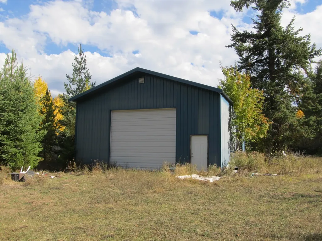 845/855 South Fork Road Martin City MT 59926