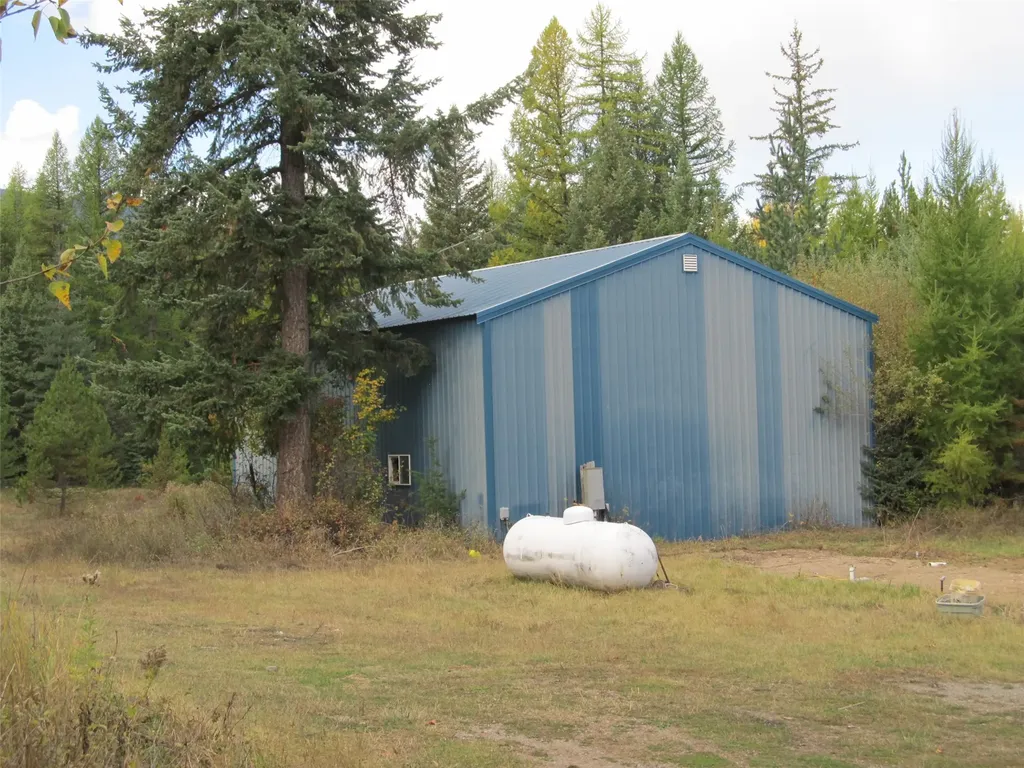 845/855 South Fork Road Martin City MT 59926