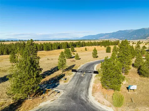 59 Paradise Loop Eureka MT 59917
