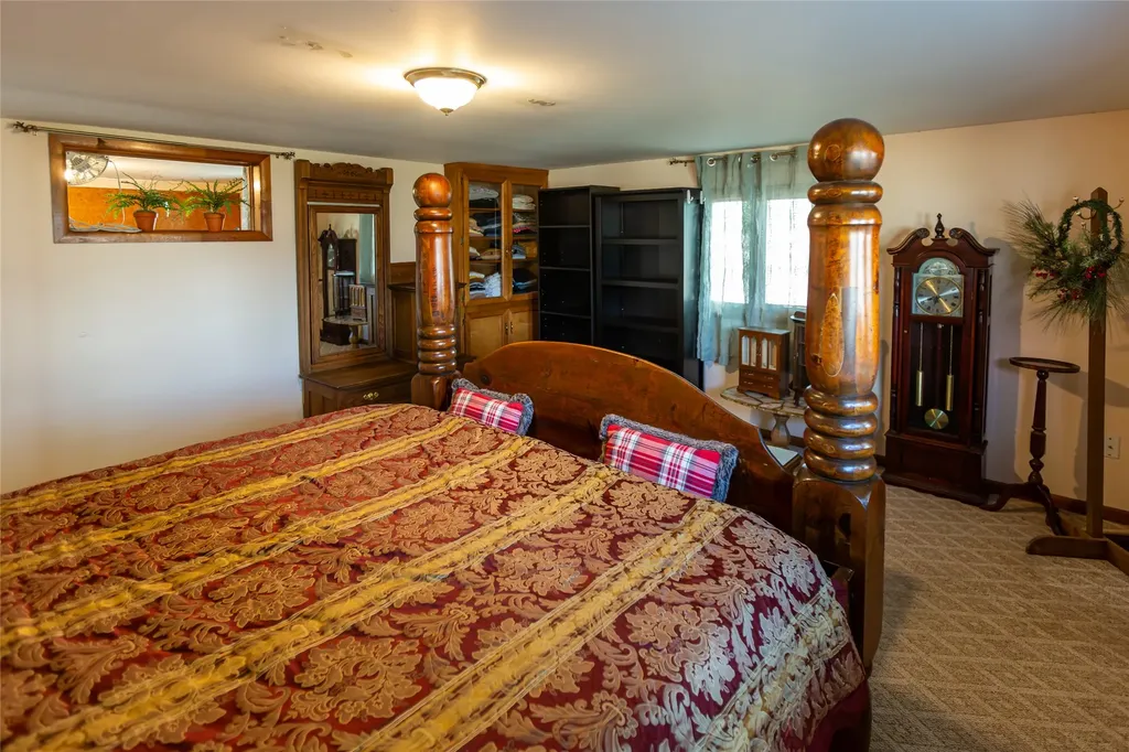 128 Dutch Hill Road Hamilton MT 59840