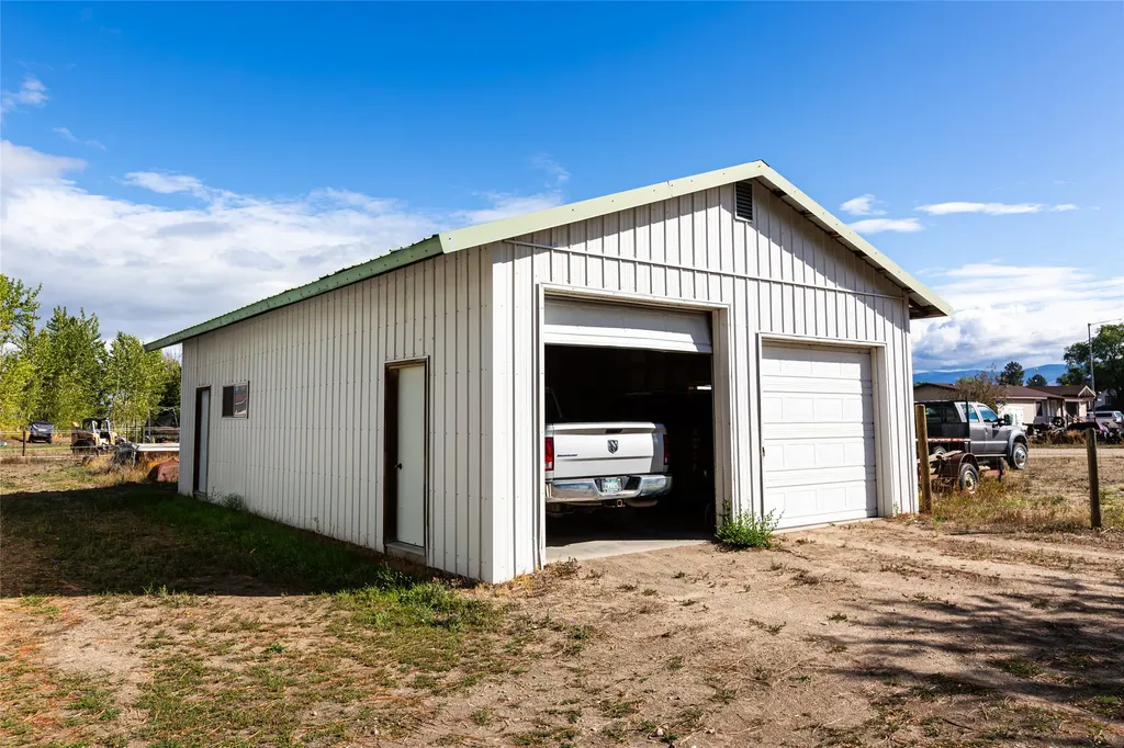 128 Dutch Hill Road Hamilton MT 59840