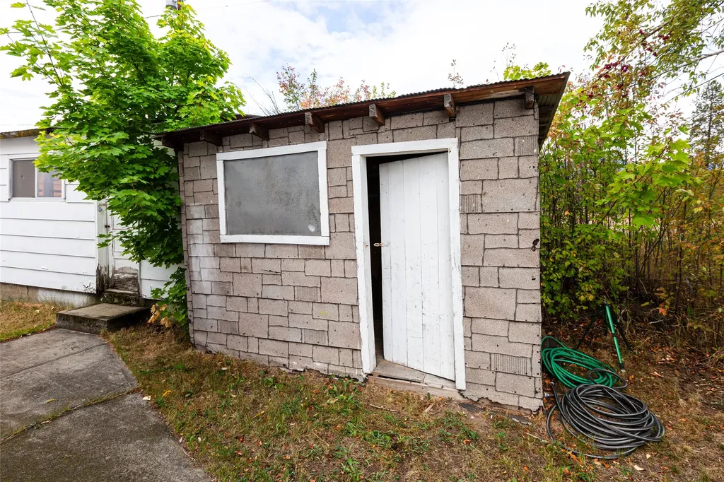 128 Dutch Hill Road Hamilton MT 59840