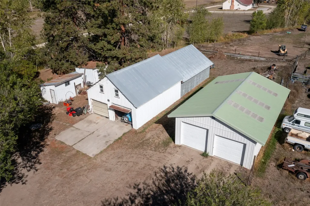 128 Dutch Hill Road Hamilton MT 59840